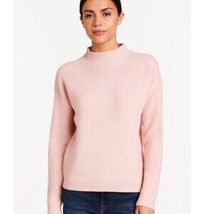 EUC Vertical Cashmere 100% Cashmere (2-Ply) Mockneck in Pink size Medium